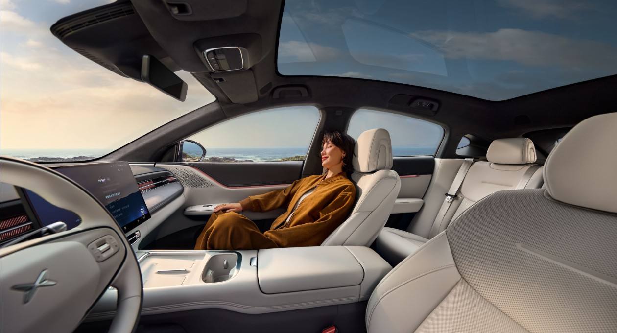 XPENG G6 Pro lounge-like rear cabin